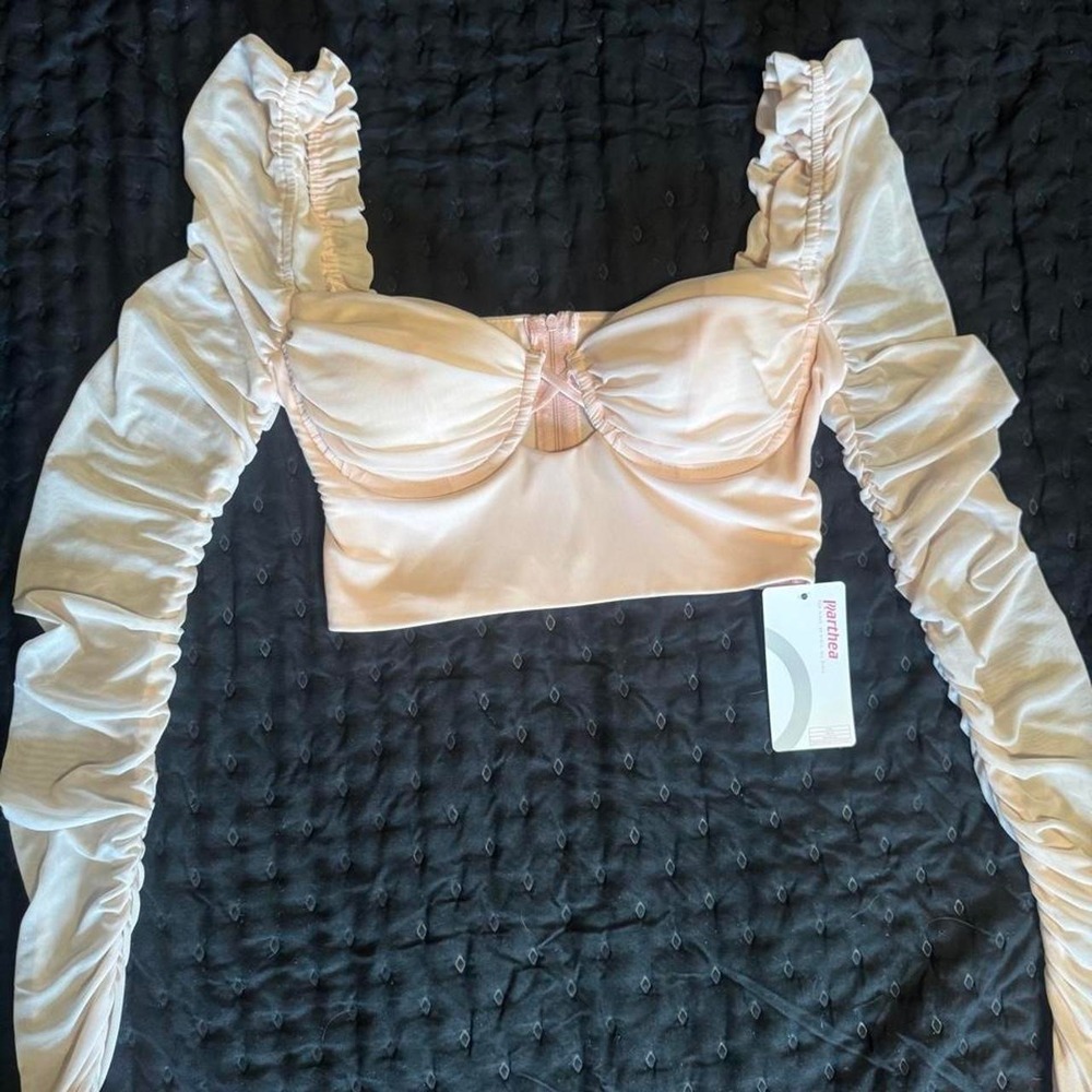 Parthea Pink Long Sleeve Crop Top Ruched Ruffle Sweetheart Neck Underwire NWT